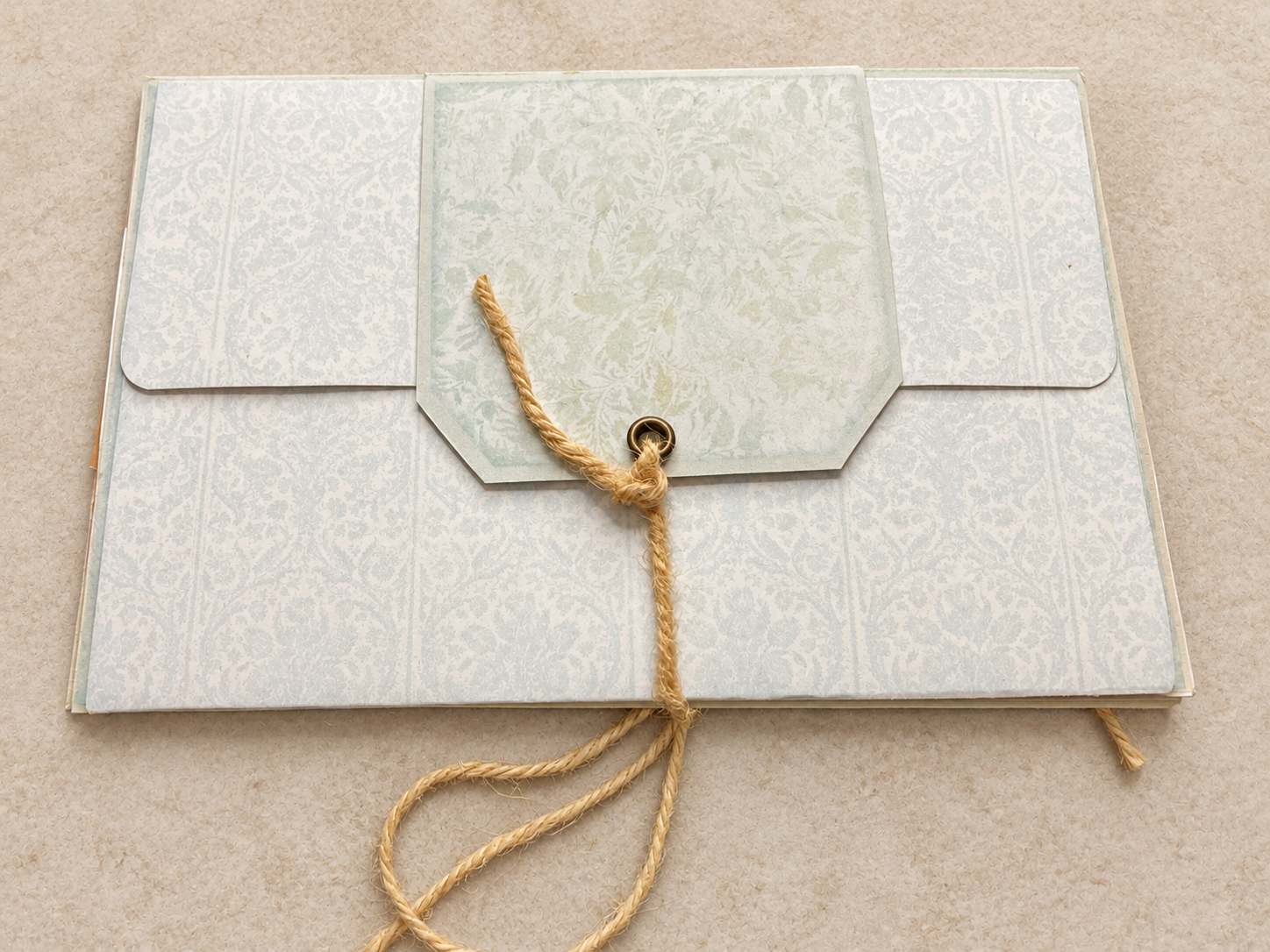 Botanical Folio with Pockets, Tags and Journaling Cards - Image 2